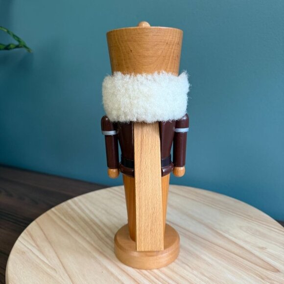 Vtg Erzgebirgische Volkskunst German Wooden Nutcracker Snowflake King  Handmade - Picture 5 of 10